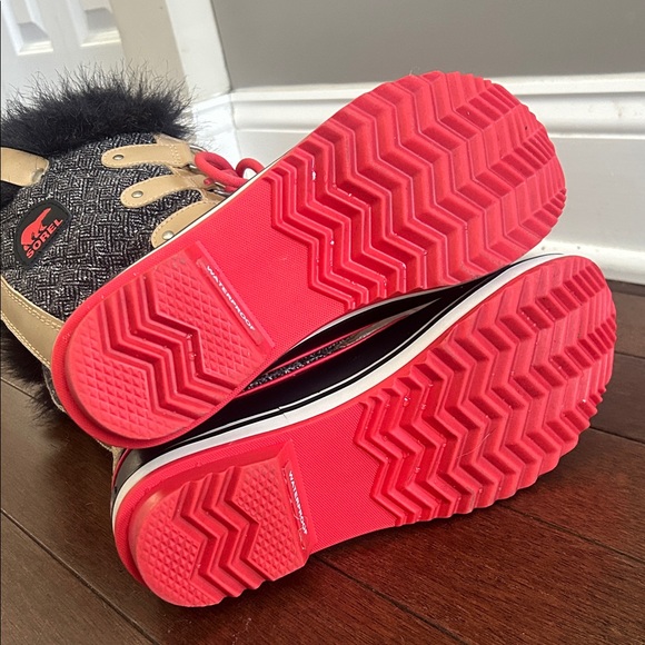 Sorel Women’s Tofino II Boots 🥾 - Picture 4 of 5